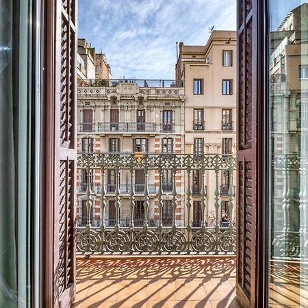 Perfectly Located 4Bed 4Bath Apartment In Barcelona 3 1 Eksteriør billede