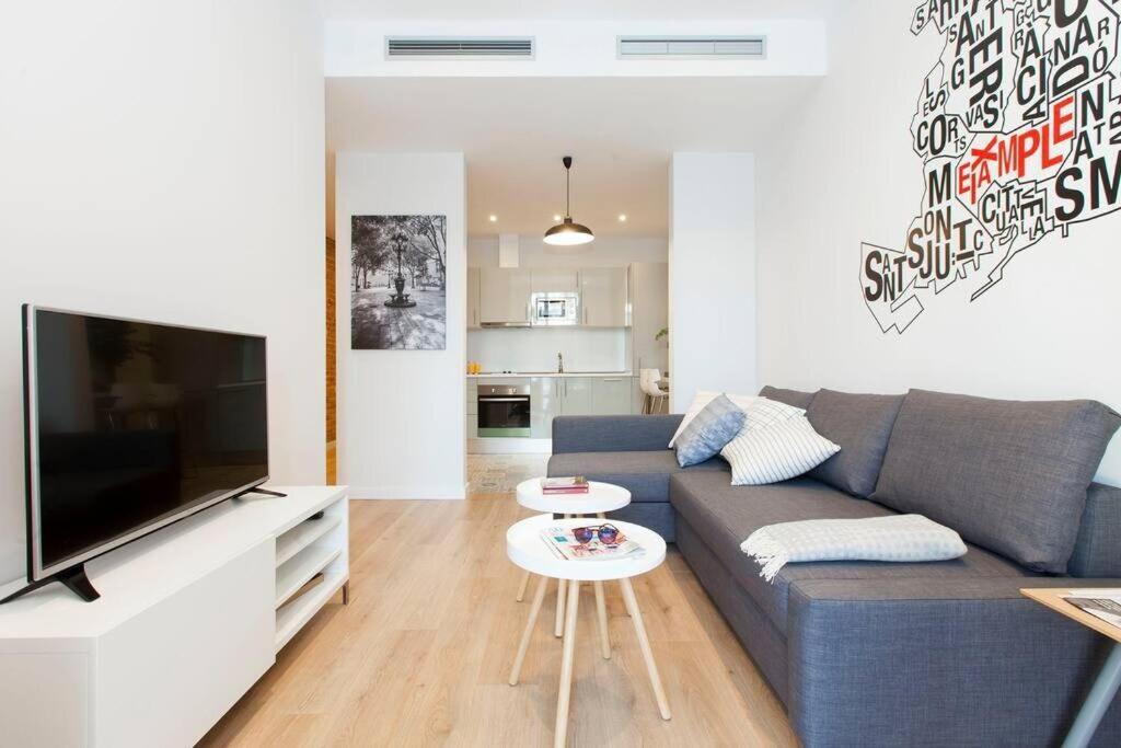 Perfectly Located 4Bed 4Bath Apartment In Barcelona 3 1 Eksteriør billede